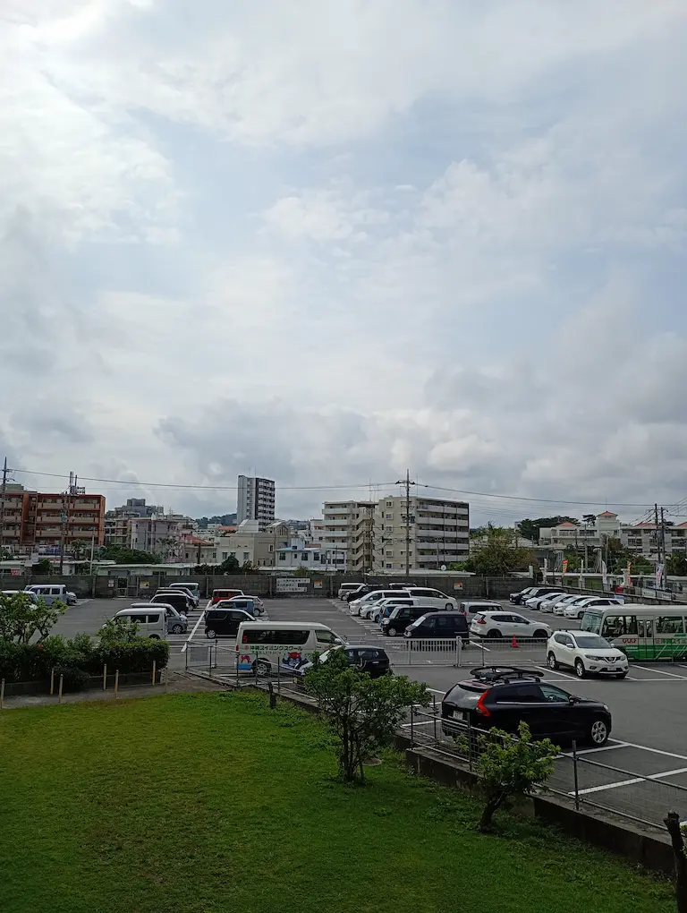 沖縄の朝の風景1