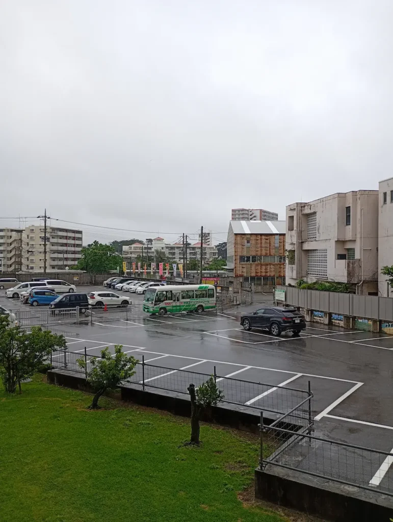 沖縄の朝の風景1