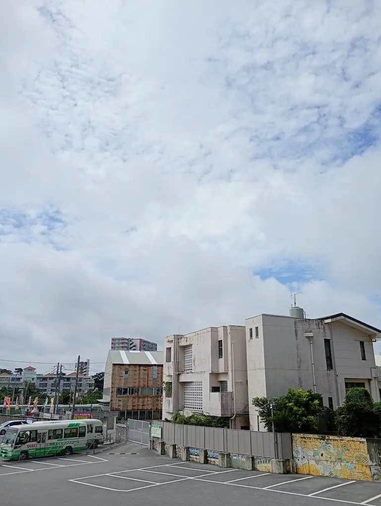 沖縄朝の風景2
