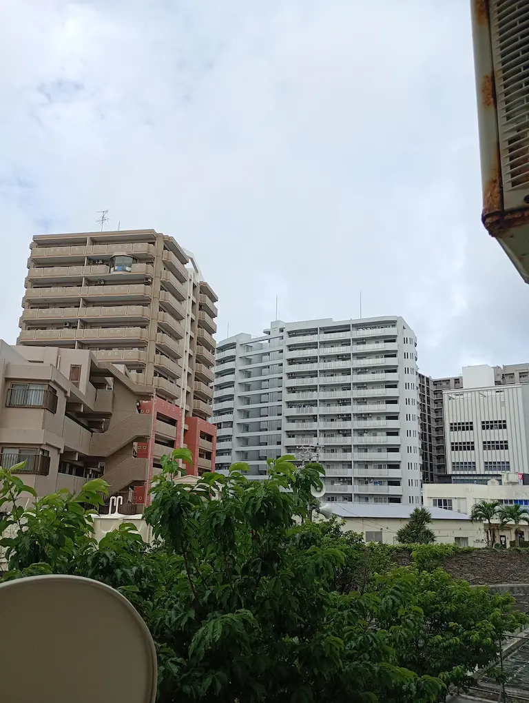 沖縄の朝の天気3