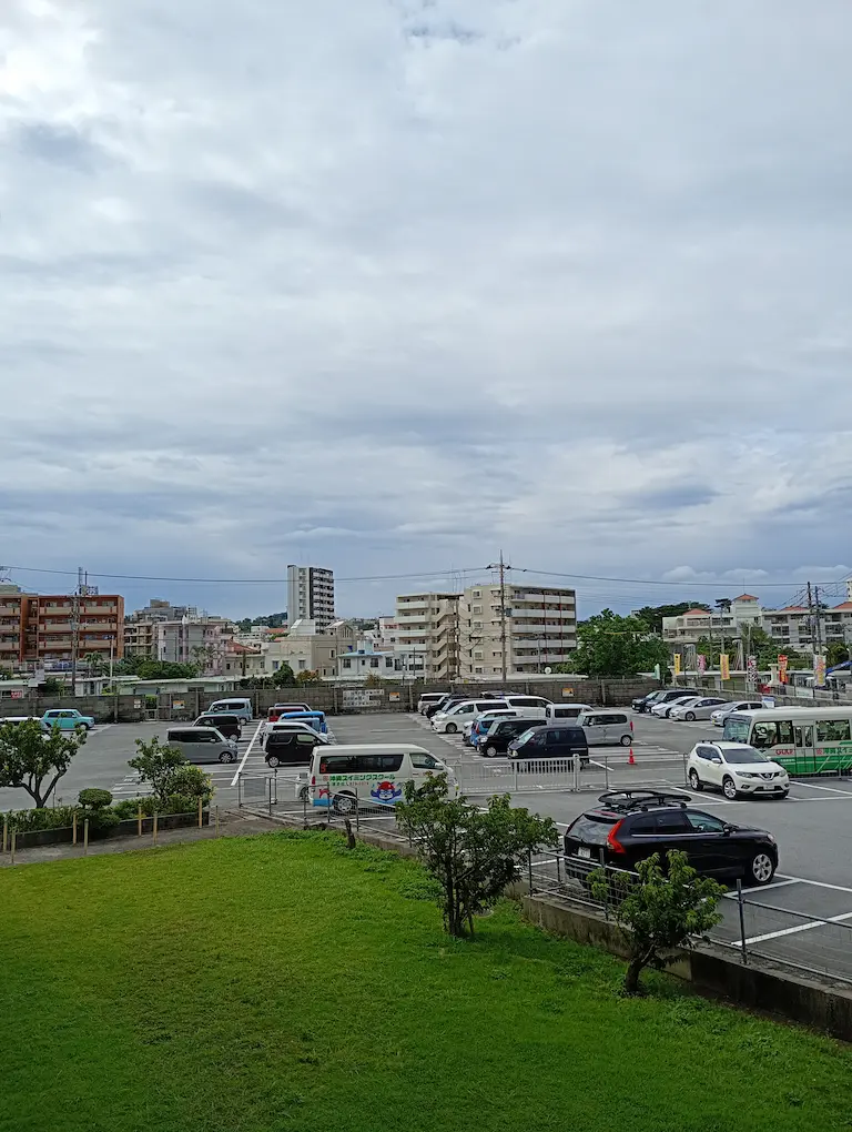 朝の沖縄の風景1