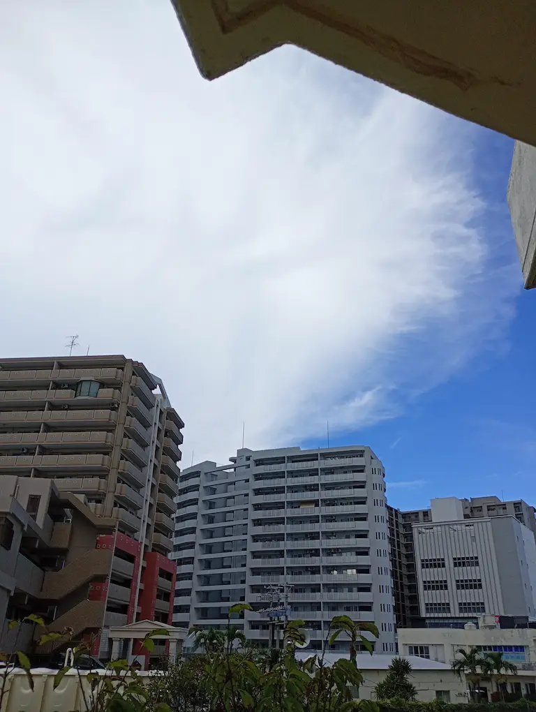港川の積乱雲3