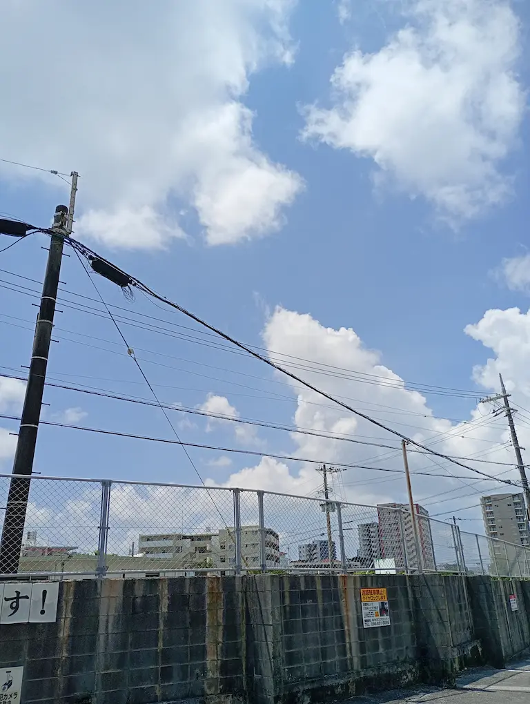 港川の朝3