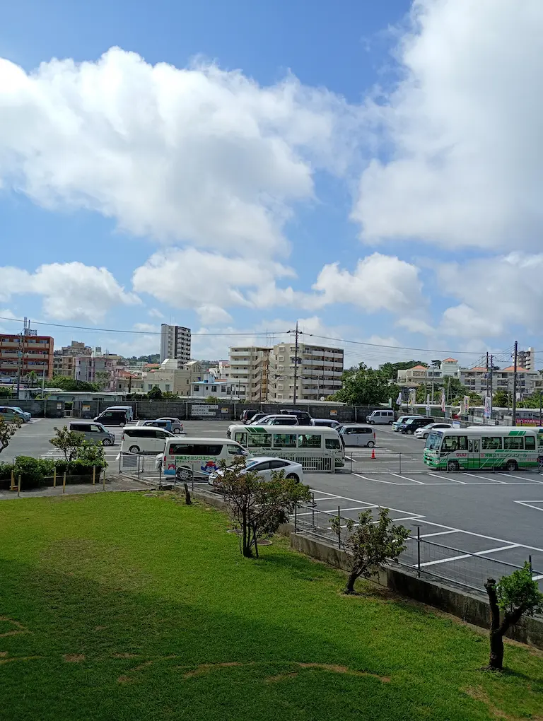 浦添・港川の朝の風景です。