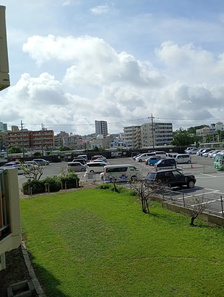 港川の朝1
